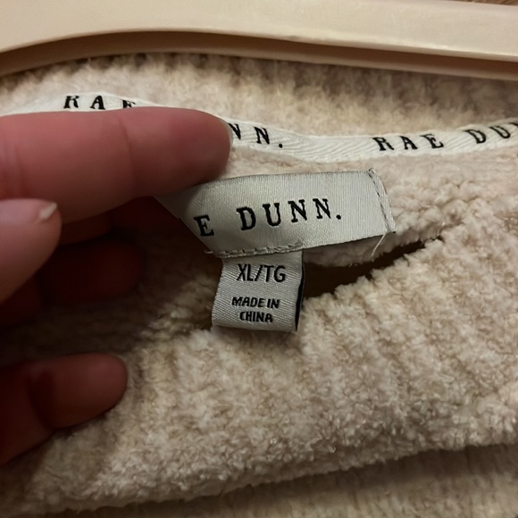 Rae dun sweatshirt - Picture 3 of 4